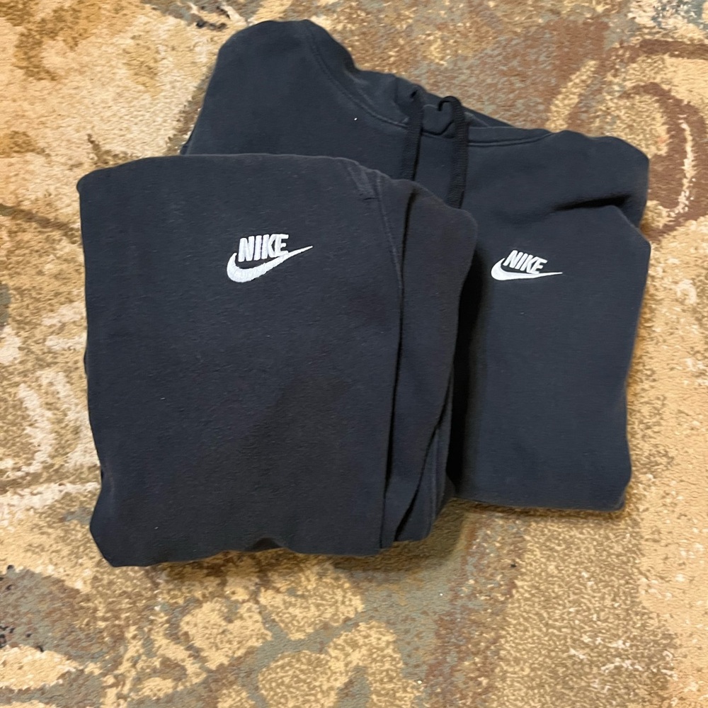 A Nike a set